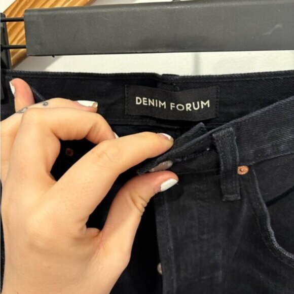 NWOT- DENIM FORUM - JONI HIGHRISE LOOSE BLACK JEANS - Picture 8 of 11